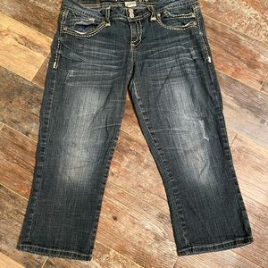 Size 9/10 Hydraulic cropped jeans
